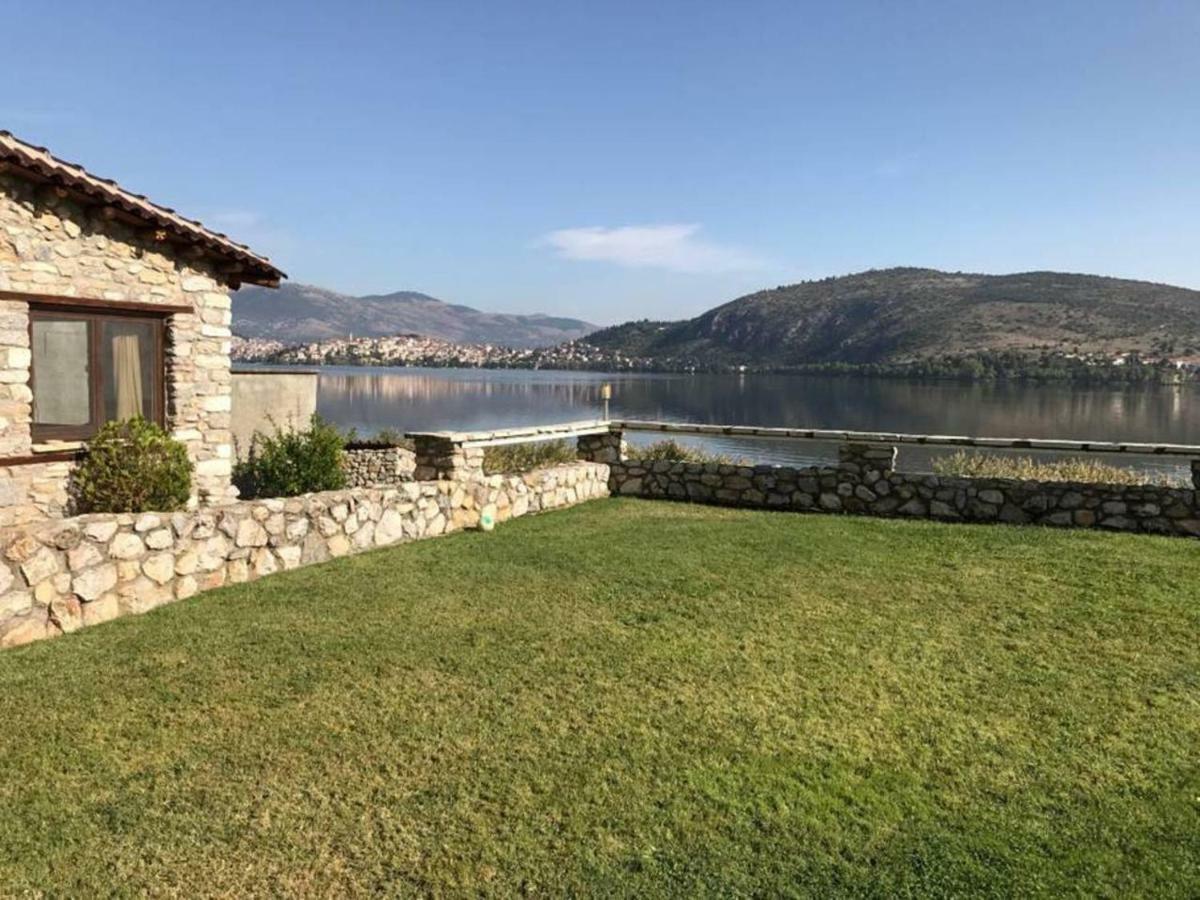 The Little Stone House By The Lake Касторія Екстер'єр фото